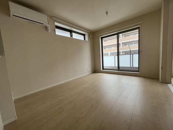 プレミアス三左衛門の物件内観写真